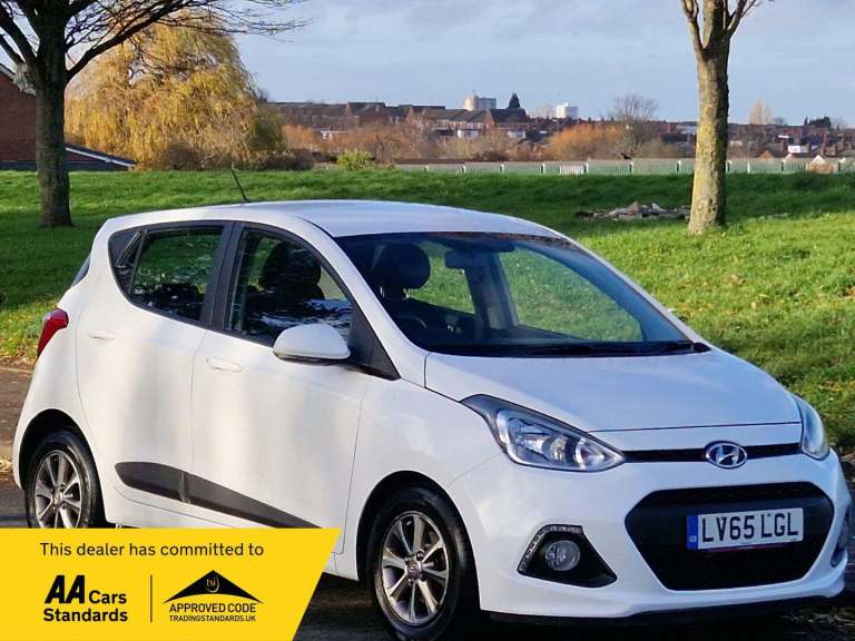 2015 Hyundai i10 1.2 Premium 5dr HATCHBACK PETROL Manual