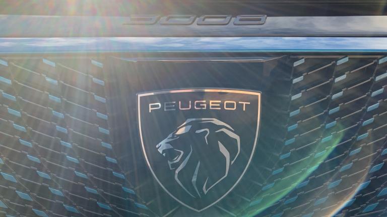 2025 Peugeot 3008 1.2 HYBRID GT SUV 5dr Petrol Hybrid e-DSC6 Euro 6 (s/s) (136 ps) SUV Hybrid Aut...