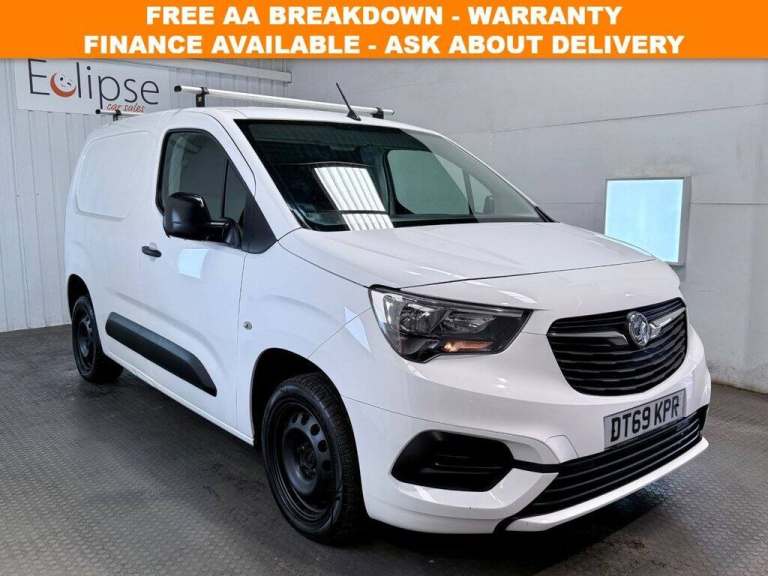 2020 69 VAUXHALL COMBO 1.5 TURBO D 2000 SPORTIVE PANEL VAN 4DR DIESEL MANUAL L1