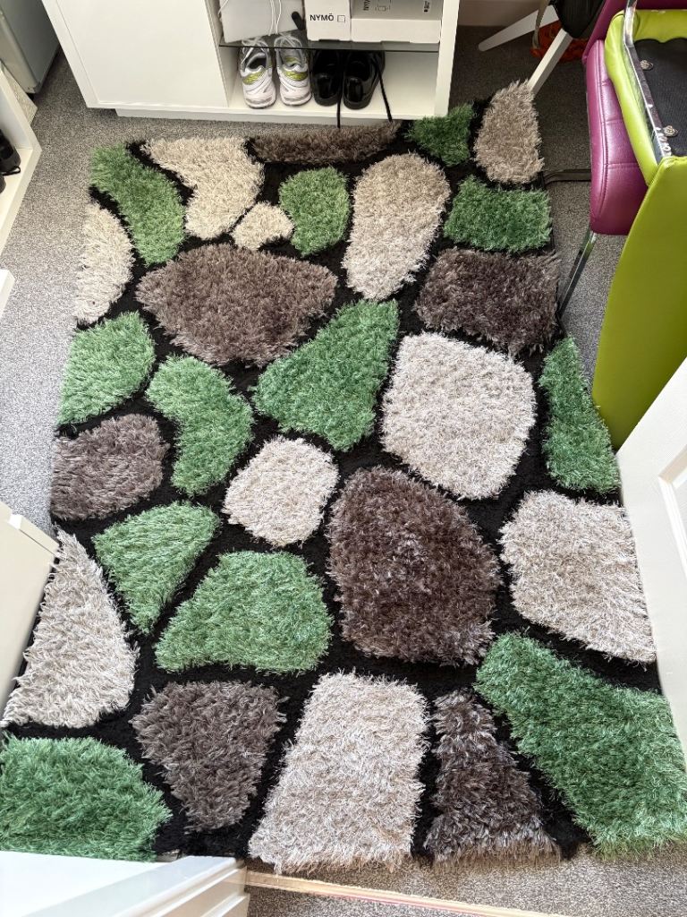 Pebble rug in emerald green  120 x 170