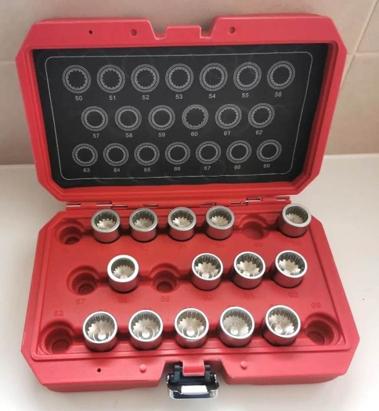 PORSCHE MASTER LOCKING WHEEL NUT KEY SET Unique Spline Sockets for OEM Bolts BRAND NEW