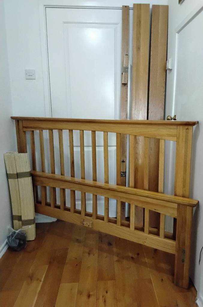 King Size Oak Bed Frame John Lewis Superb Quality As New Condition Can Deliver 