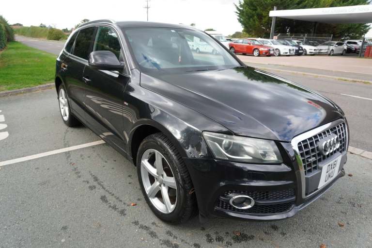 2011 Audi Q5 2.0T FSI Quattro S Line 5dr S Tronic...Only 23427 Miles SUV Petrol Automatic