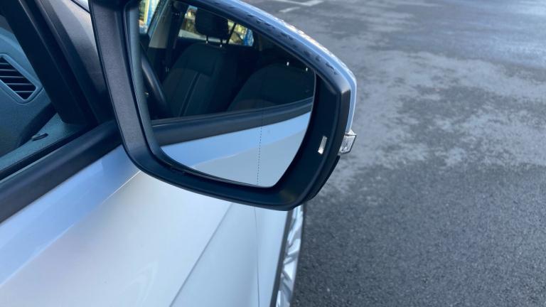 2020 Volkswagen T-Roc 1.0 TSI SE 5dr Petrol Hatchback Hatchback Petrol Manual