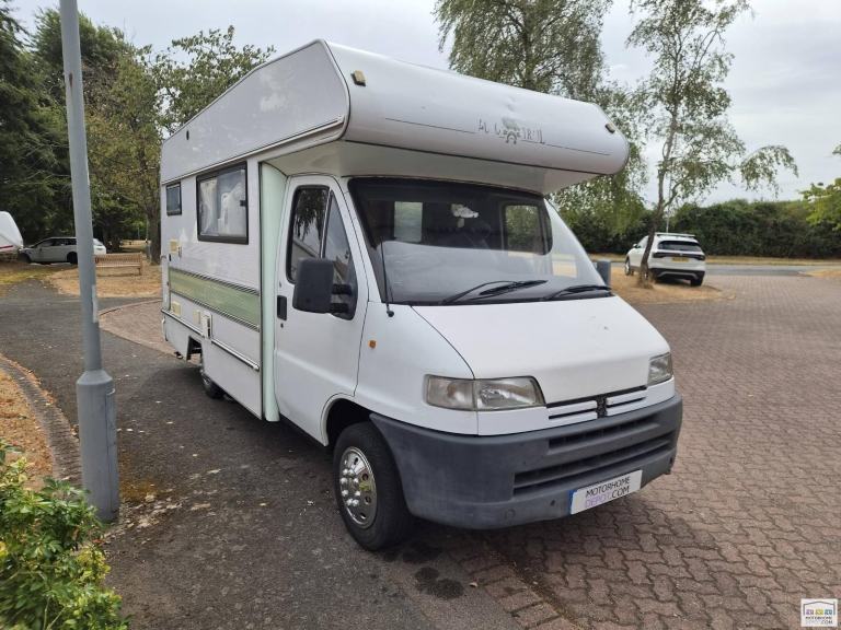 Autotrail Mohawk, Rear Kitchen and Bathroom, Overcab bed 4 berth