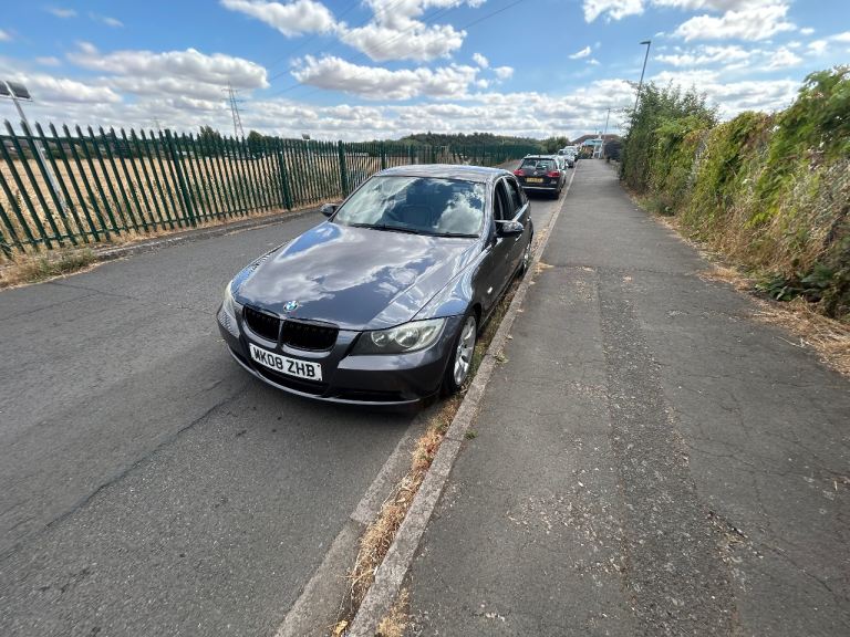 BMW, 3 SERIES, Saloon, 2008, Manual, 1995 (cc), 4 doors