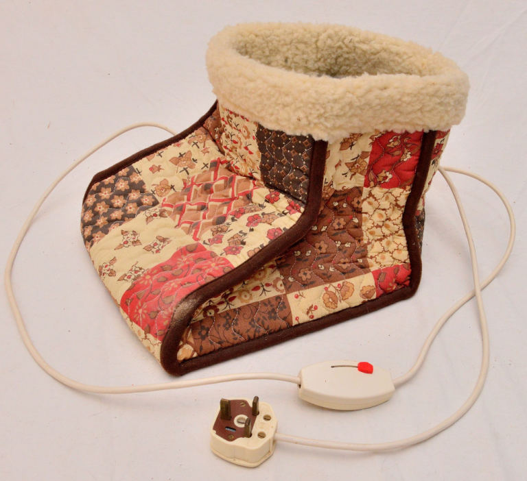 Vintage Blanella Cozee Cumfort electric foot warmer, relaxing heat therapy, good condition