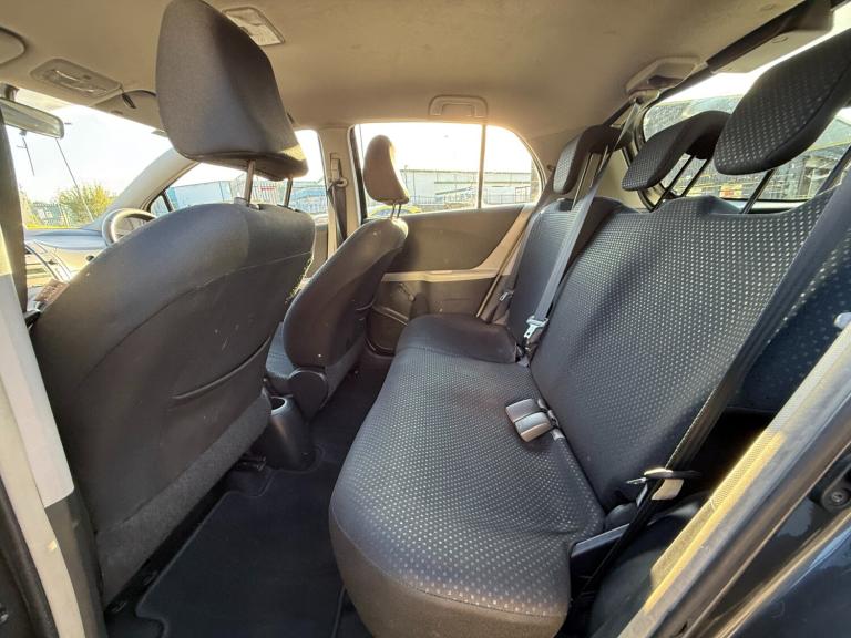 2010 Toyota Yaris 1.33 VVT-i TR 5dr [6] HATCHBACK Petrol Manual