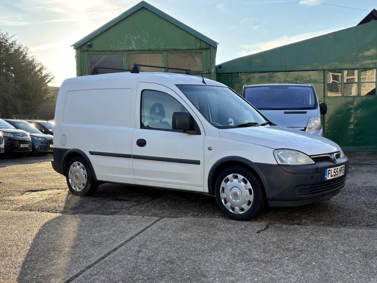 VAUXHALL COMBO 2000 CDTI White Manual Diesel, 2005