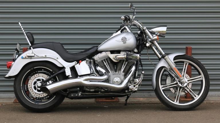 Harley-Davidson FXSTI SOFTAIL STANDARD 1450cc 2006