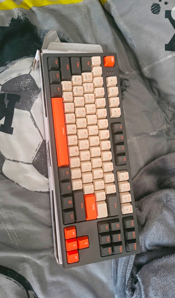 FREEWOLF M88 87-Key Keyboard and Mouse Bundle
