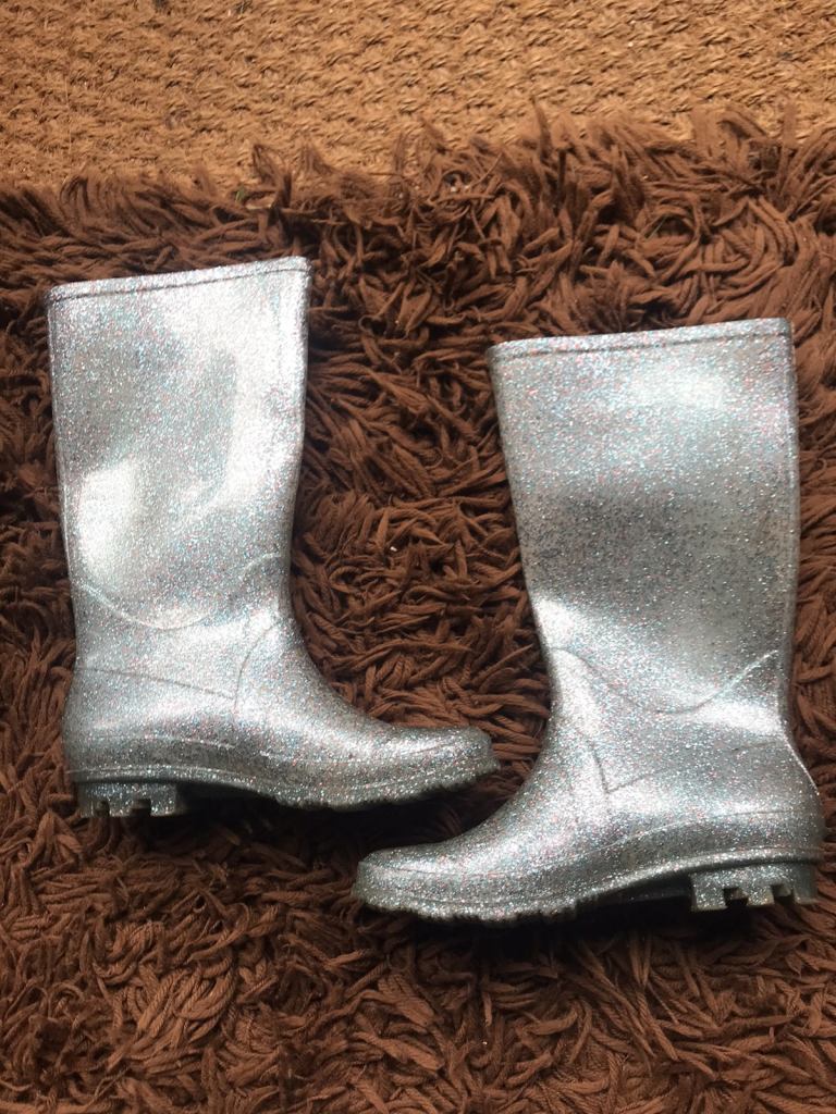 Ladies wellington boots size 5