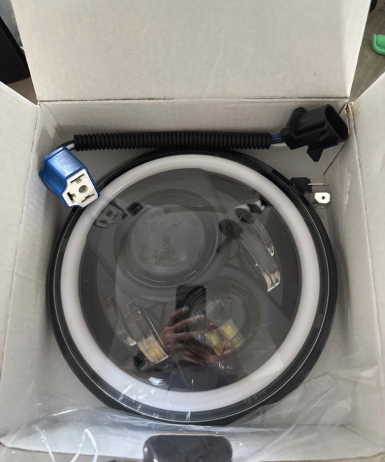 Motorcycle head light 