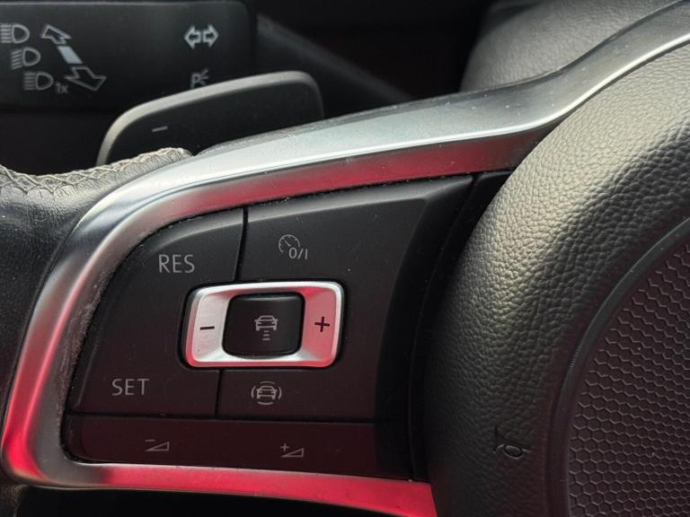 2019 Volkswagen Tiguan 1.5 TSI EVO R-Line DSG Euro 6 (s/s) 5dr ESTATE Petrol Automatic