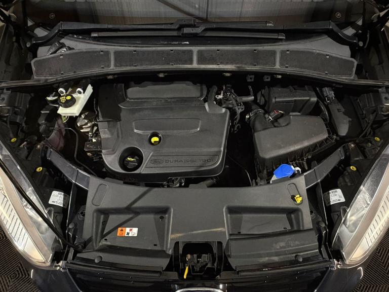 2014 FORD S-MAX TITANIUM 2.0 DIESEL TDCI 7 SEATER MPV 1 PREVIOUS OWNER 140 BHP