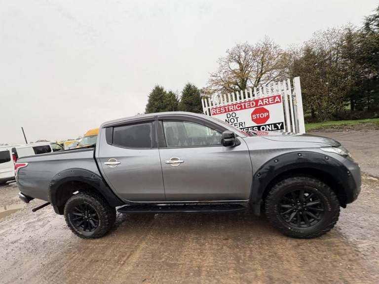 2018 Mitsubishi L200 L200 Barbarian DI-D 4x4 DIESEL Manual
