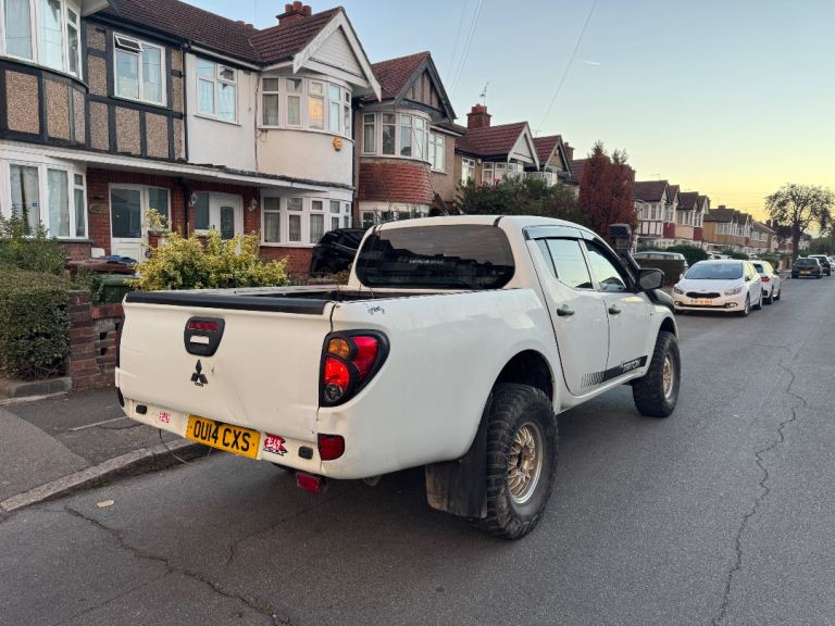 Mitsubishi, L200, Pick Up, 2014, Manual, 2477 (cc)
