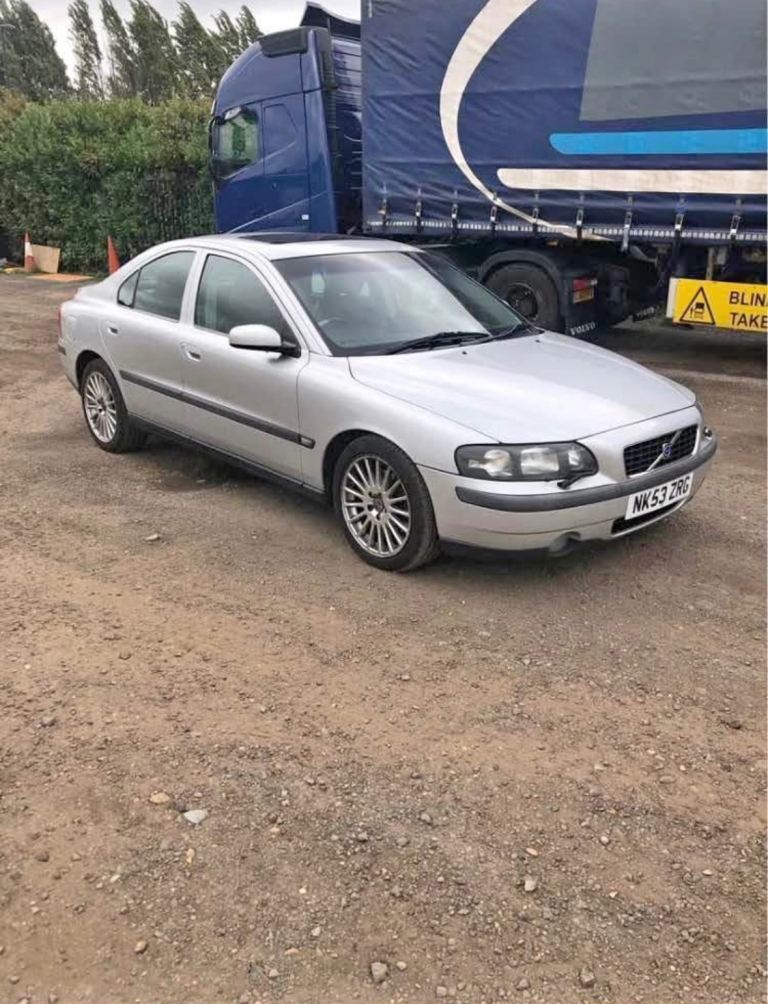 Volvo, S60, Saloon, 2003, Manual, 2319 (cc), 4 doors