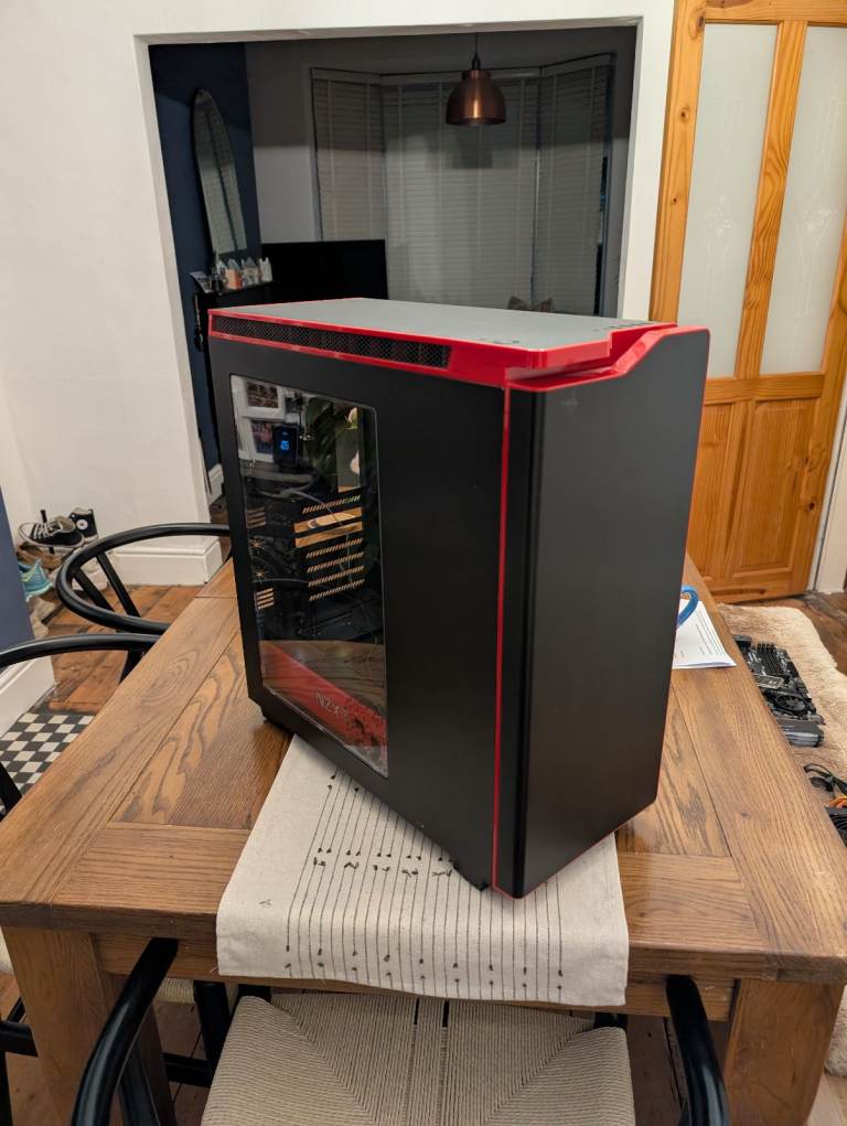 NZXT H440 Black/Red Computer Case