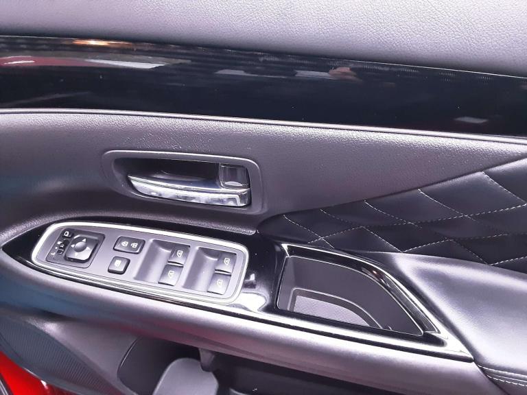 2020 Mitsubishi Outlander 2.4 PHEV Exceed 5dr Auto ESTATE PETROL/ELECTRIC Automatic