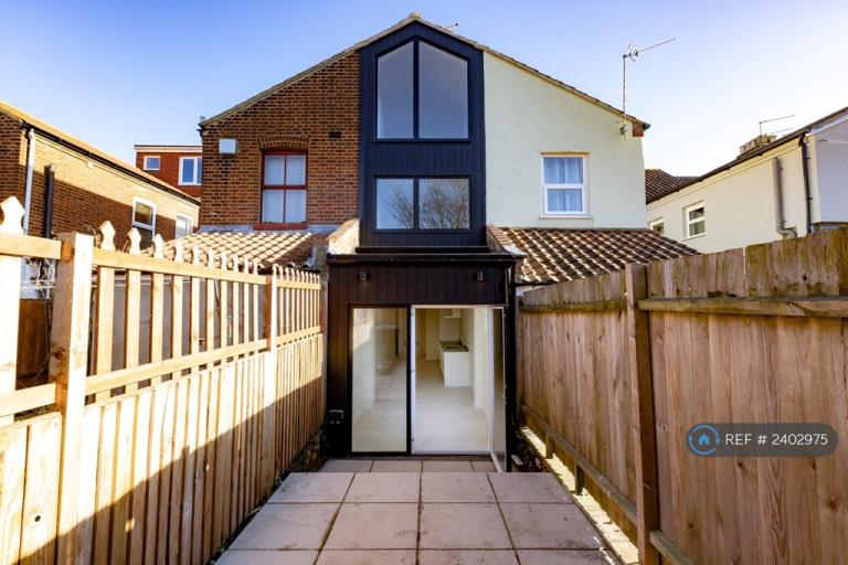 2 bedroom house in Angel Road, Norwich, NR3 (2 bed) (#2402975)