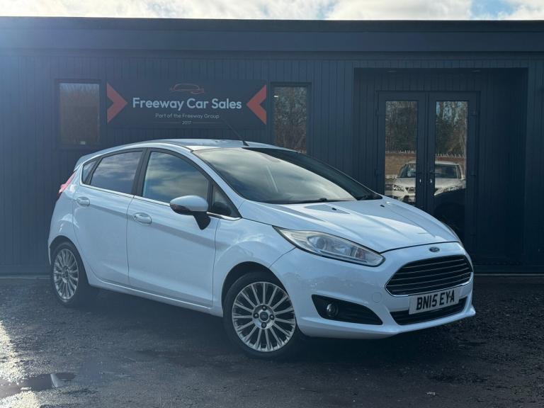FORD FIESTA 1.0T EcoBoost Titanium Hatchback 5dr, Â