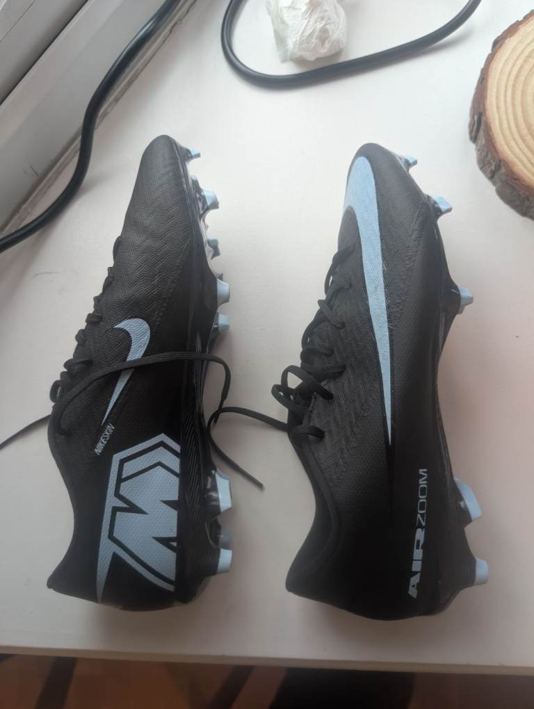 Nike Mercurial Air Zoom size 9