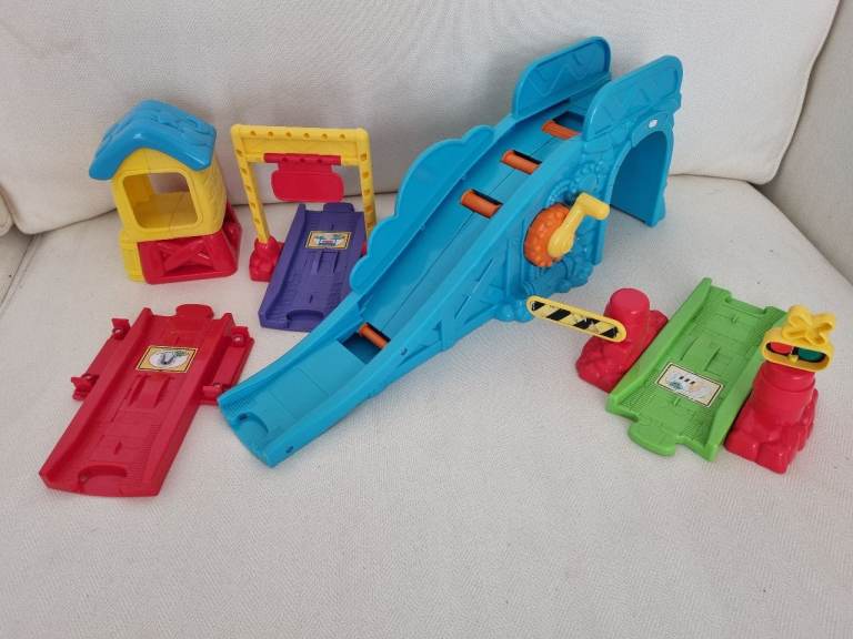 image for Free Random vtech toy bits.