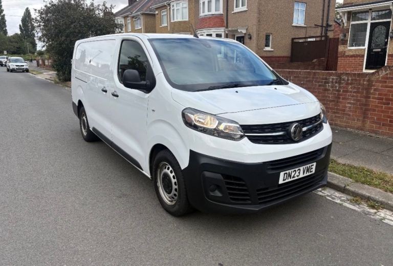 2023 VAUXHALL VIVARO PRIME L2 LWB 108K FSH TBELT DONE AC NAV CRUISE NO VAT 