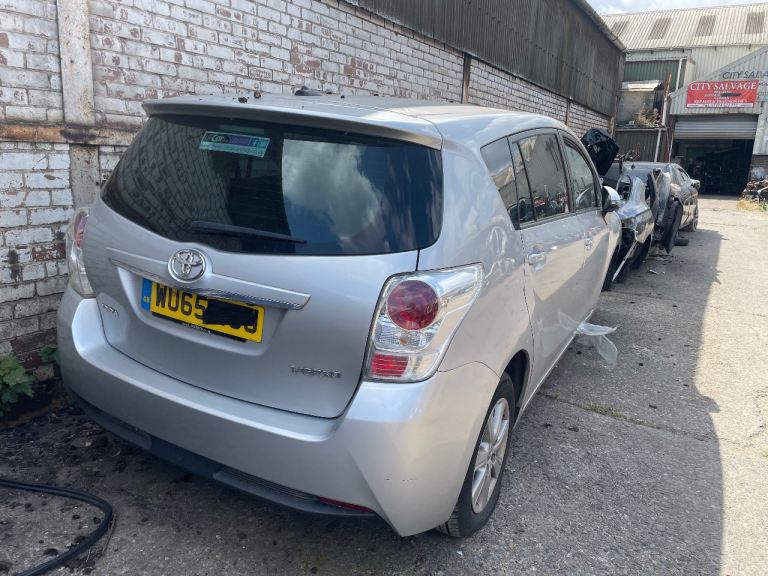 TOYOTA VERSO 2015 CAR PARTS 