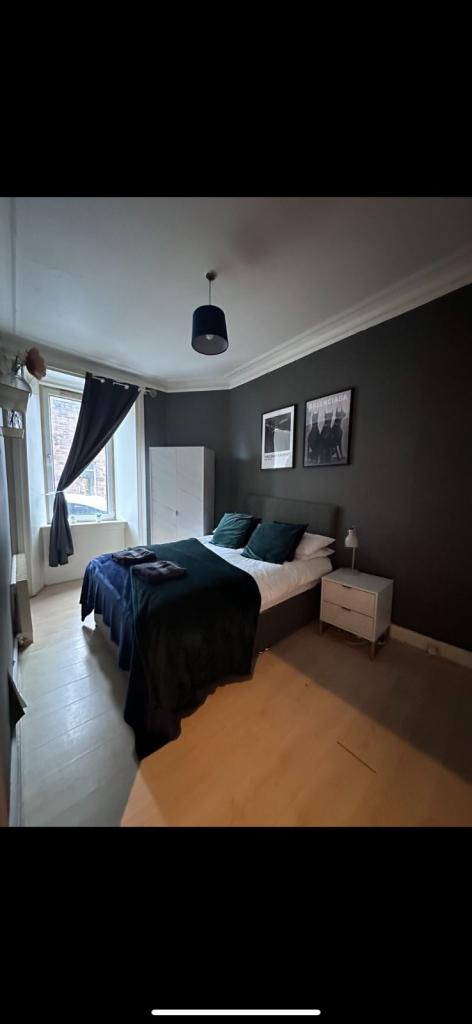 Albion Place main entrance property - newly done kitchen and bathroom