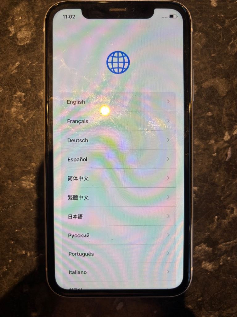 iPhone XR phone (Damaged)