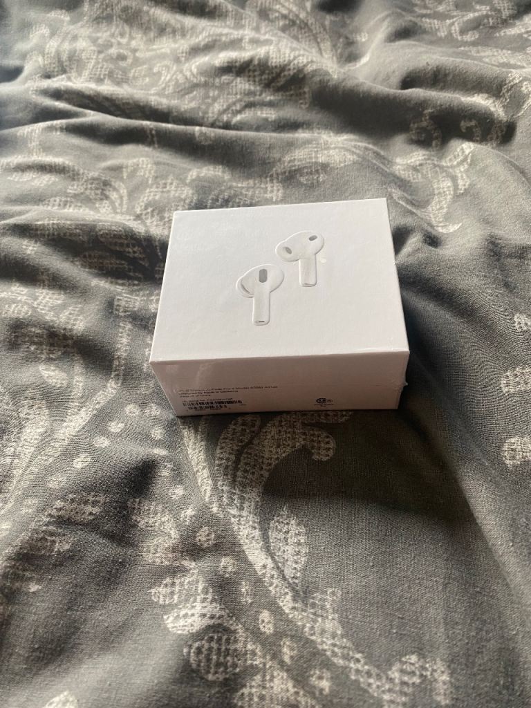 Apple AirPods gen 3