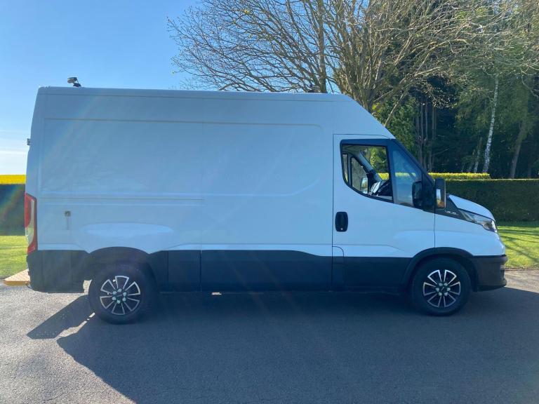 2019 Iveco Daily 2.3D HPI 12V 35S 3520 MWB H1 Euro 6 (s/s) 5dr PANEL VAN Diesel Manual
