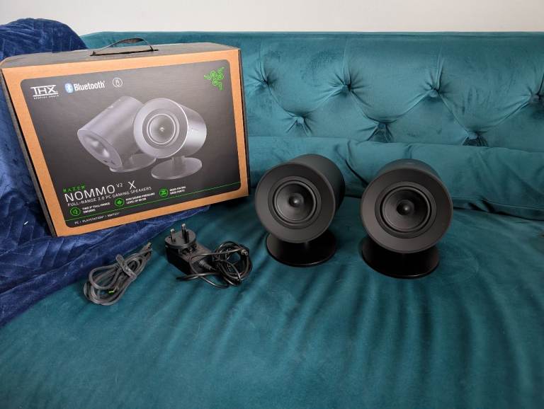 Razer Nommo V2 X Gaming Speaker Wired & Wireless Black 