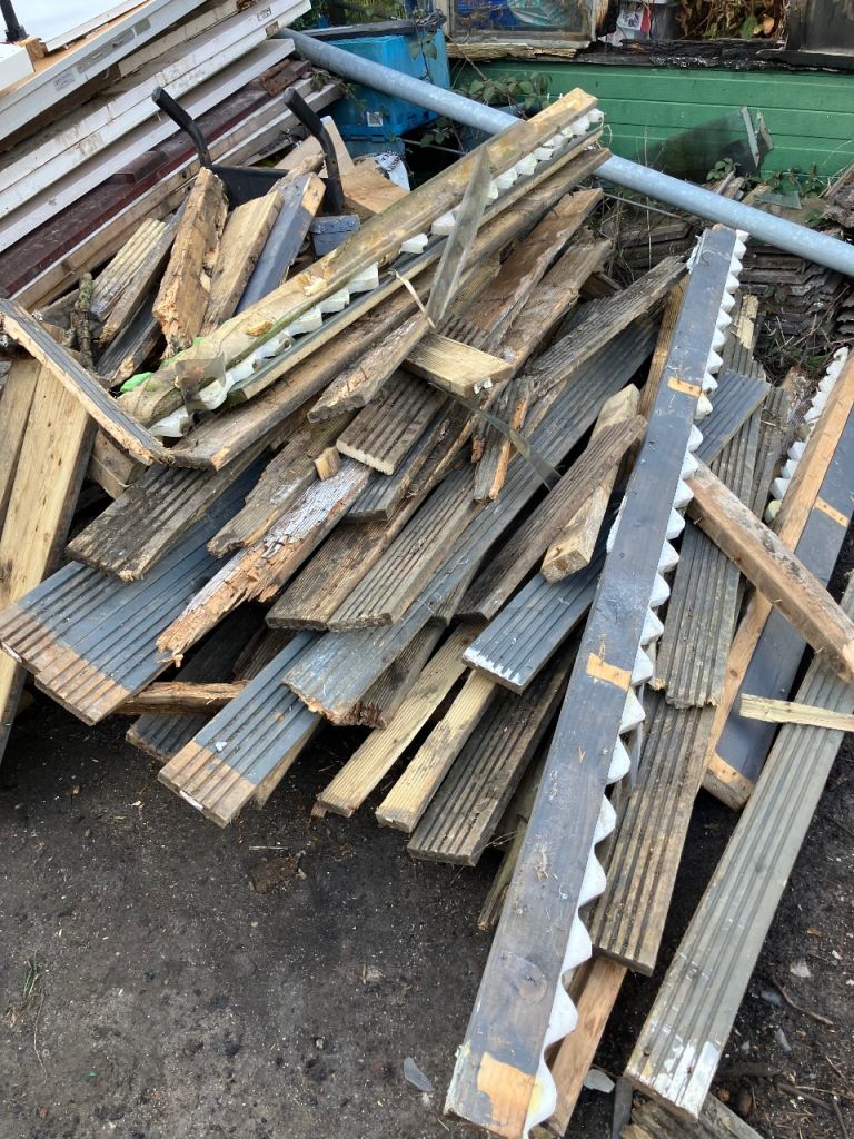 Wood free to collect 