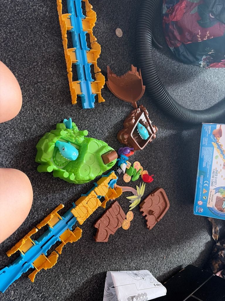 Shark Mania game