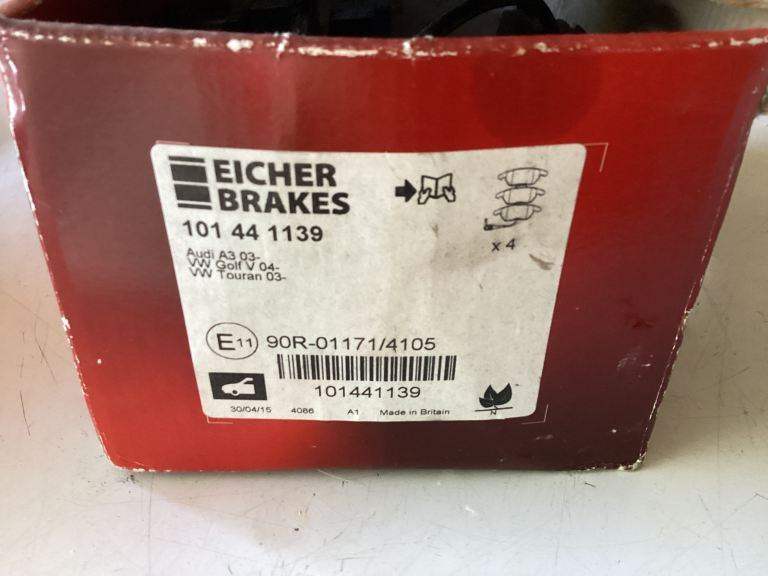 Front Brake Pads Eicher 101 44 1139 VW/Audi Golf FREE