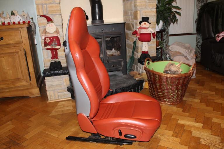 Porsche 911 seats