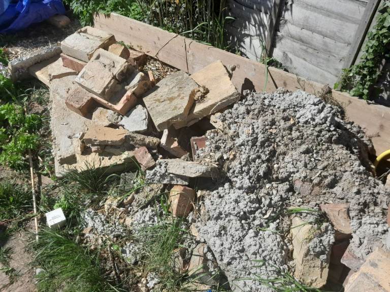 Free Broken Paving Slabs & Rubble – Collection Only