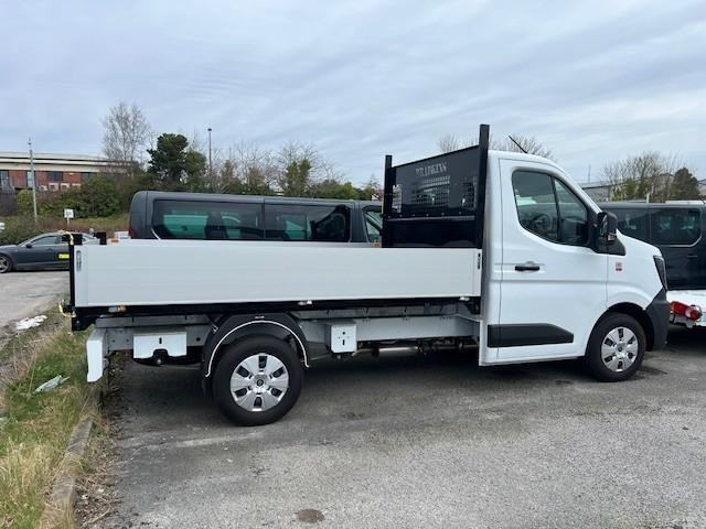 IN STOCK! Renault Trucks Master Tipper Tipping Body Chassis Cab Red Edition