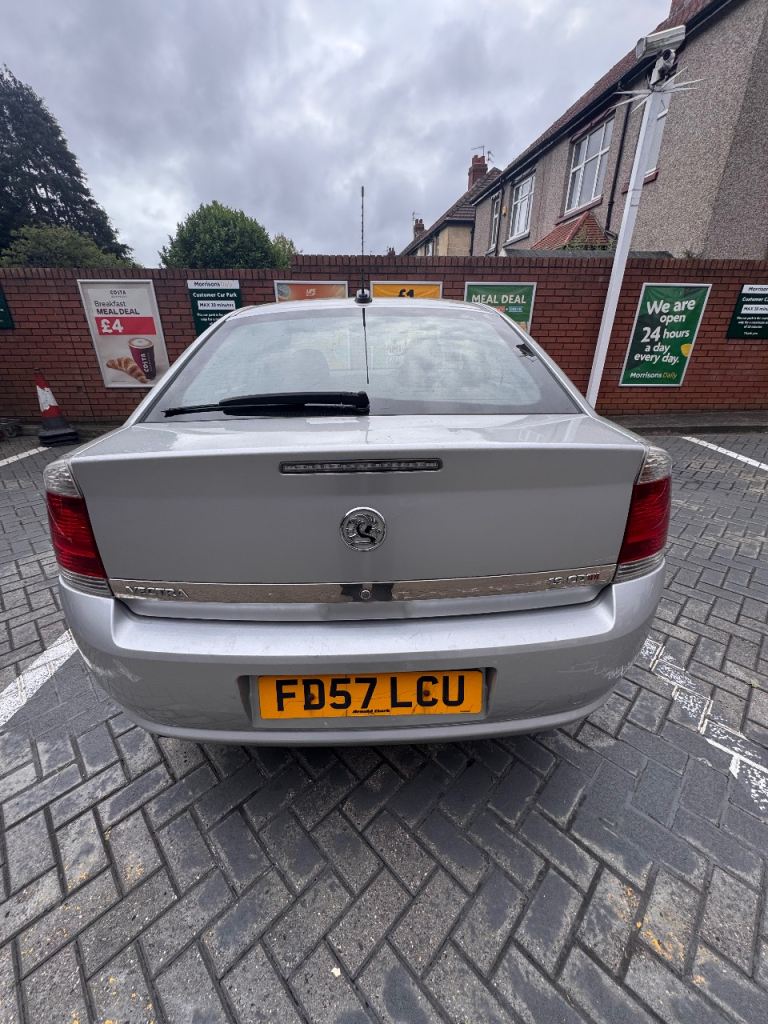 Vauxhall, VECTRA, Hatchback, 2007, Other, 1910 (cc), 5 doors