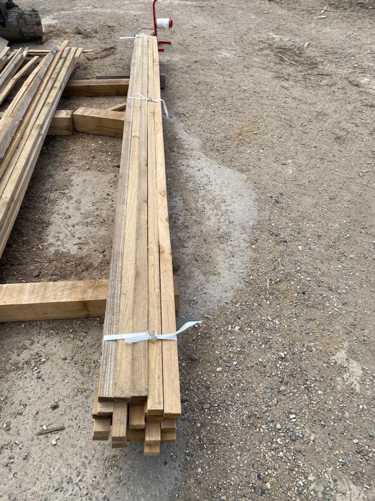 Cedar Contemporary fencing slats, battens