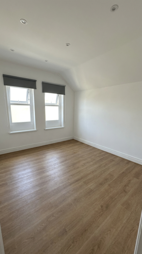 Double size room for a couple or group