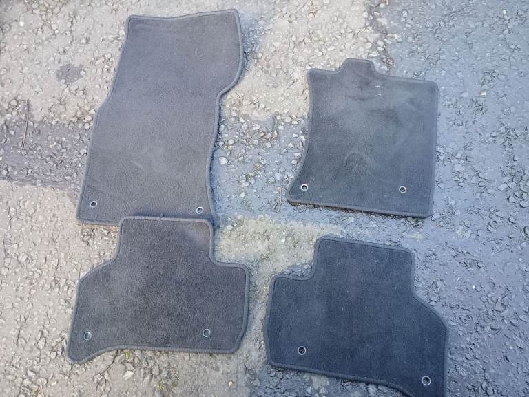 Jaguar XE Fitted Floor Mats 