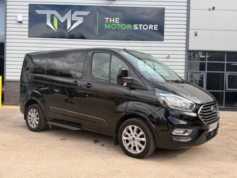 2018 68 FORD TOURNEO CUSTOM 2.0 310 ECOBLUE TITANIUM MINIBUS DOUBLE CAB 5DR DIES