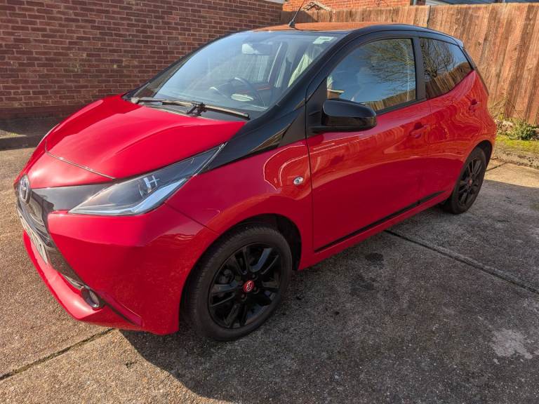 Toyota, AYGO,Excite,22k cruise climate alloys, great first car   5 doors