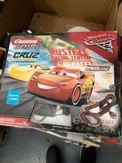 Lightning Mcqueen Rusteze racing centre team