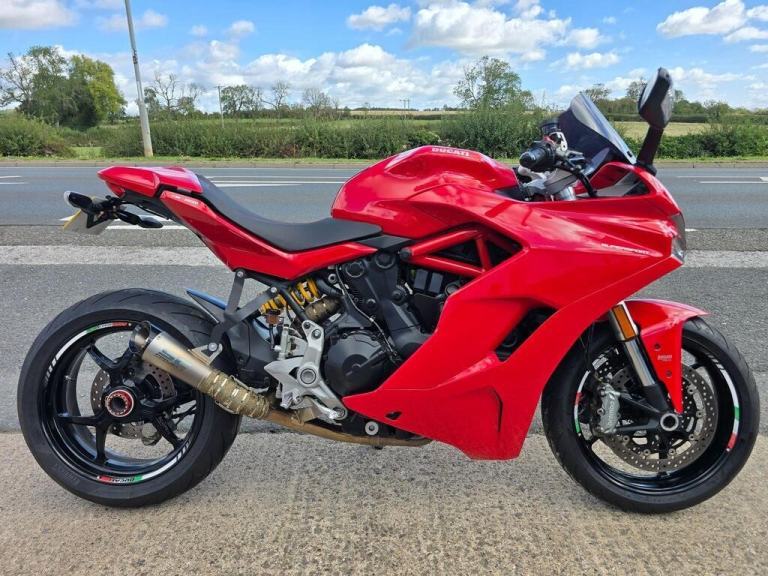Ducati Supersport 937 Euro 4 937cc