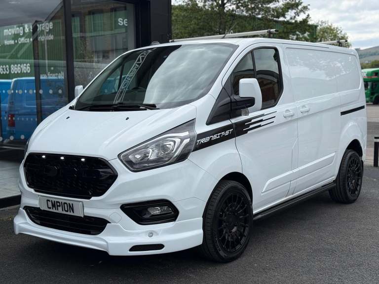 2021 FORD TRANSIT CUSTOM LIMITED *51K* SPORT BODY KIT L1 KITTED